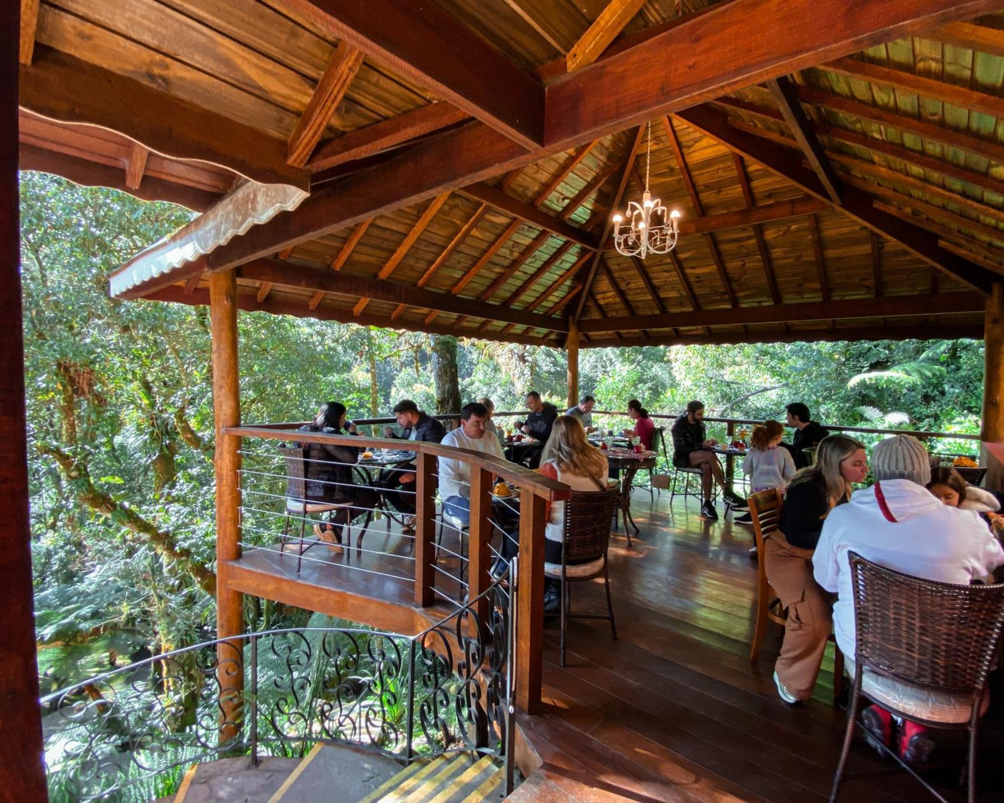 Vivie Pousada Monte Verde  Exteriör bild